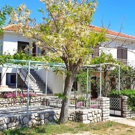 Apartments Simuni Exterior photo