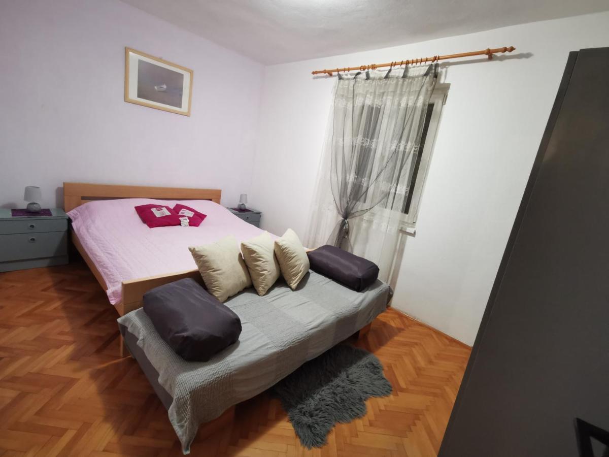 Apartments Simuni