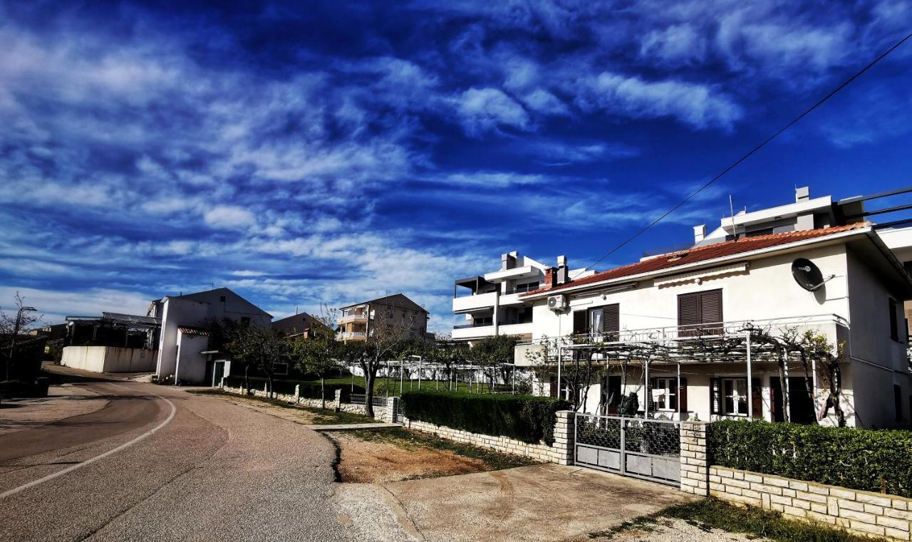 Apartments Simuni Šimuni